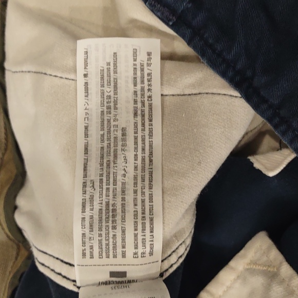 ABERCROMBIE SHORTS. - Picture 6 of 17